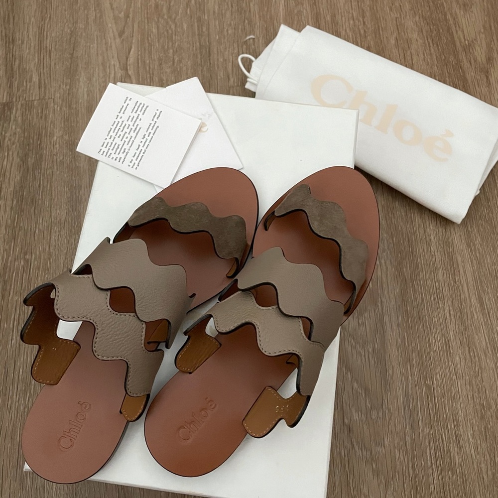 Chole flat sandle
